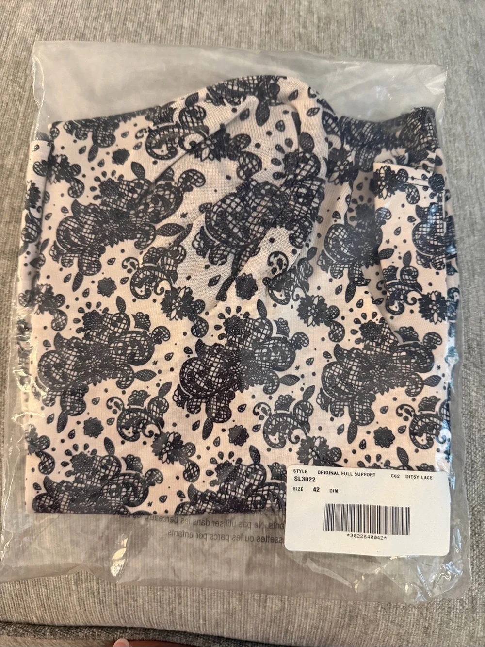 Ruby Ribbon Ditsy Lace Original cami, Size 42
